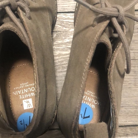 White Mountain genuine leather upper Lambert lace up botties with stitch design - Picture 6 of 9